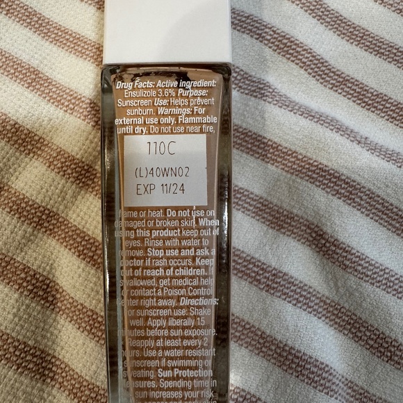 Teint Idole Ultra Wear Care and Glow Foundation - Picture 2 of 3